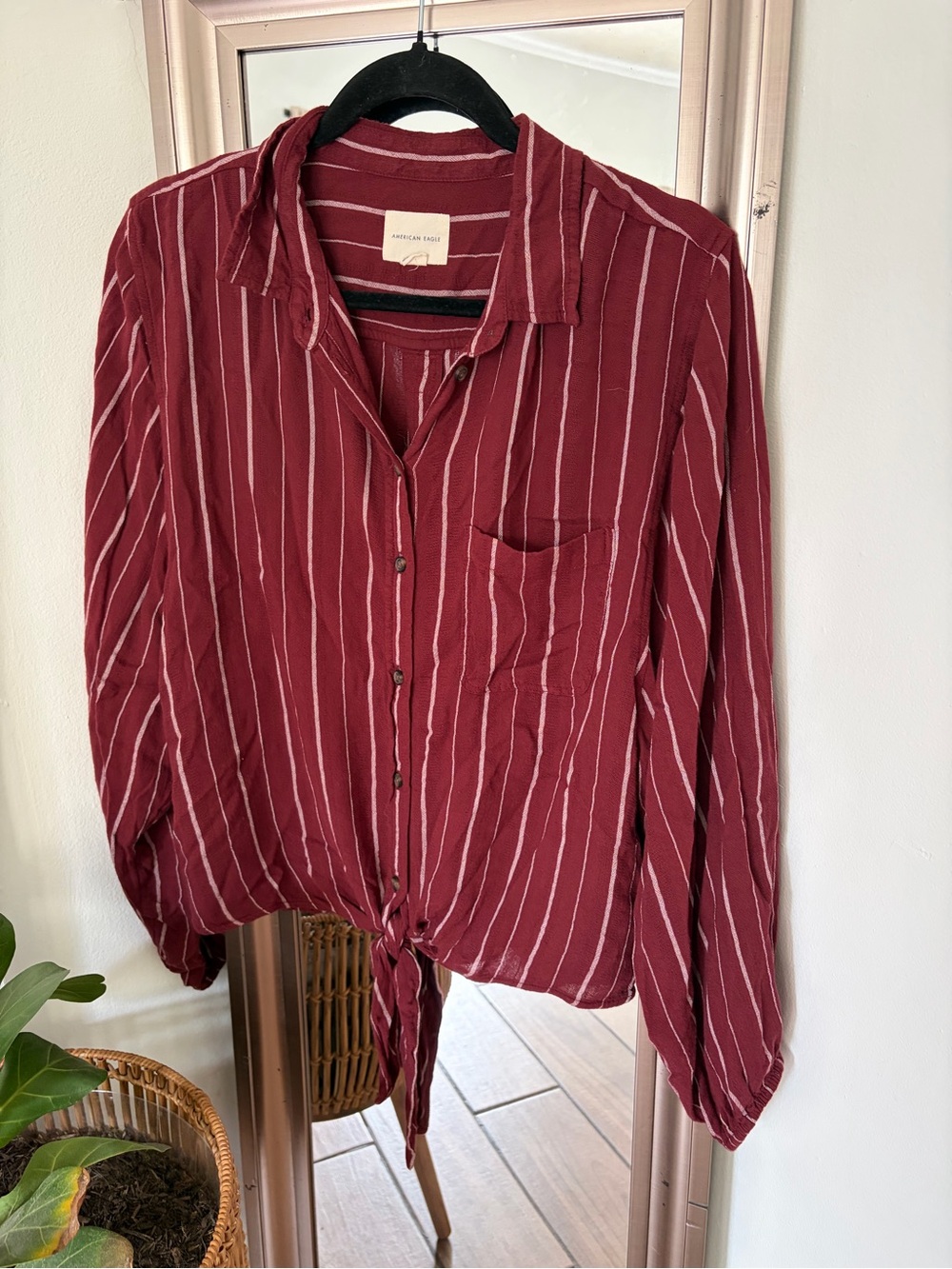 American Eagle M Burgundy Striped Tie Front Button Down Blouse Long Sleeve